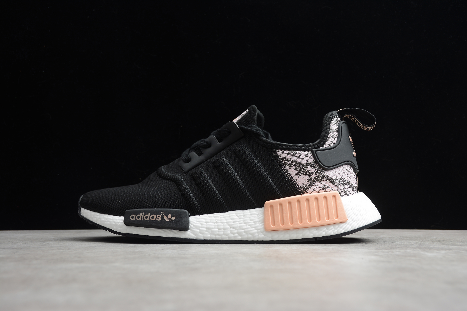 阿迪达斯 NMD 最新发售日期曝光