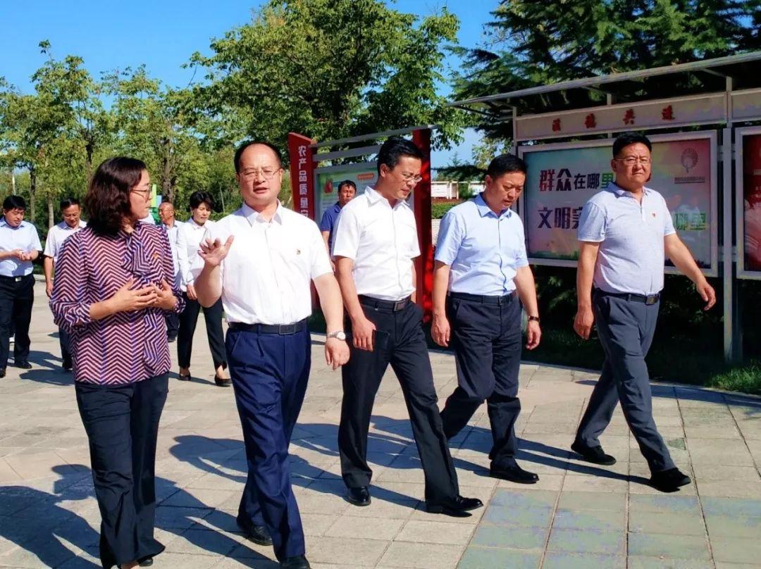 海阳市民政局启动新项目推动社区发展，满足群众需求